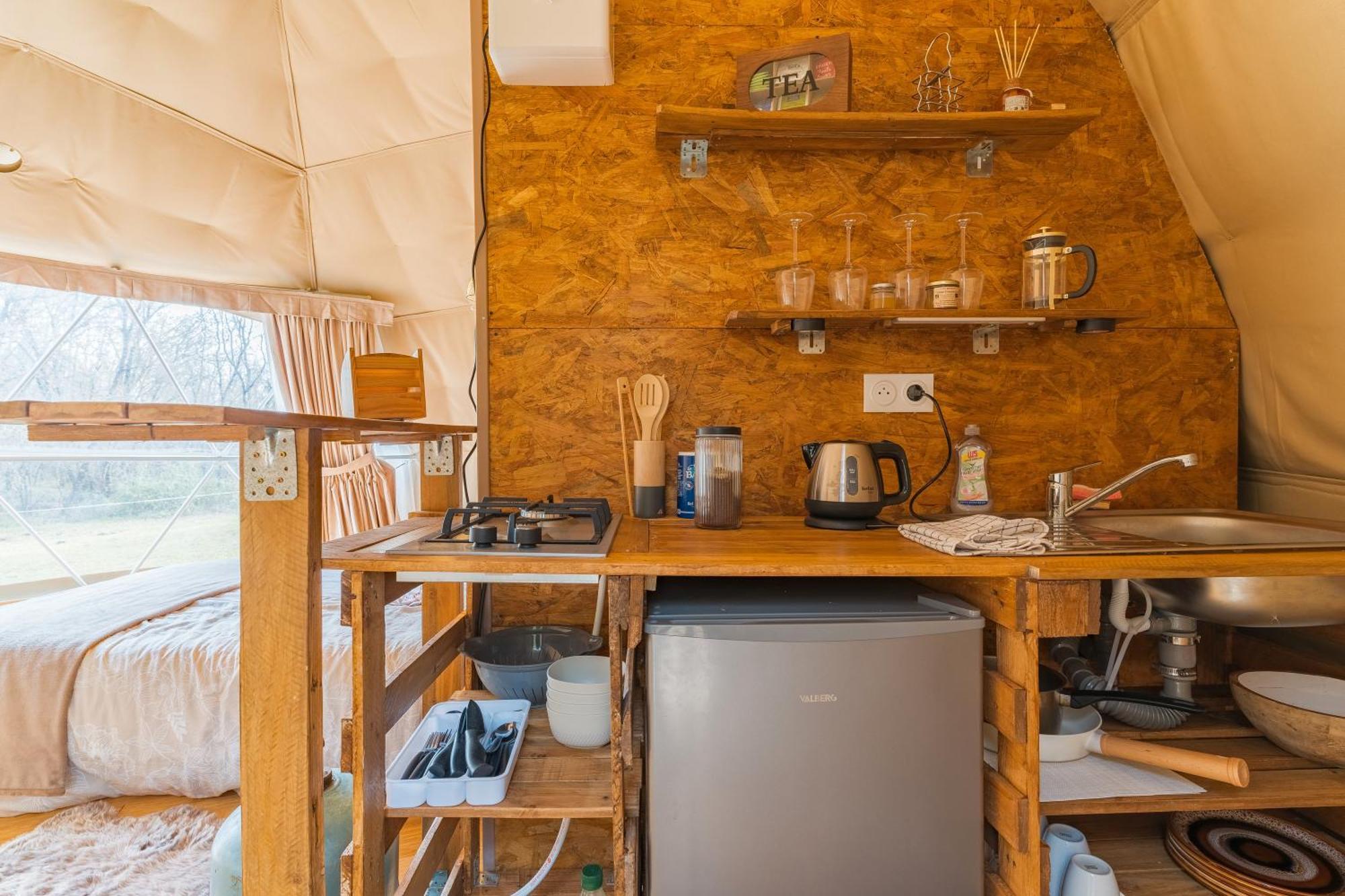 La Cabane Aux Chevaux Varages Ngoại thất bức ảnh